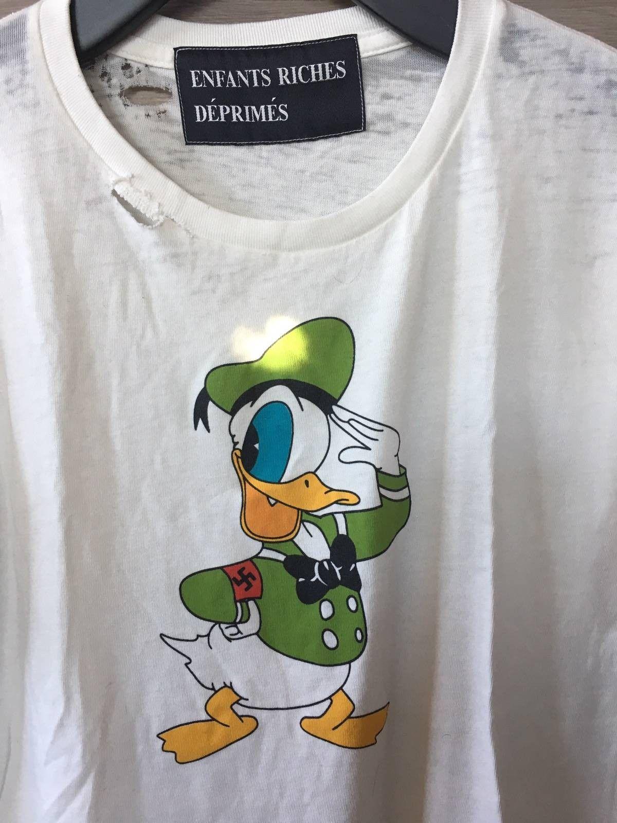 Cartoon duck in military uniform T-shirt