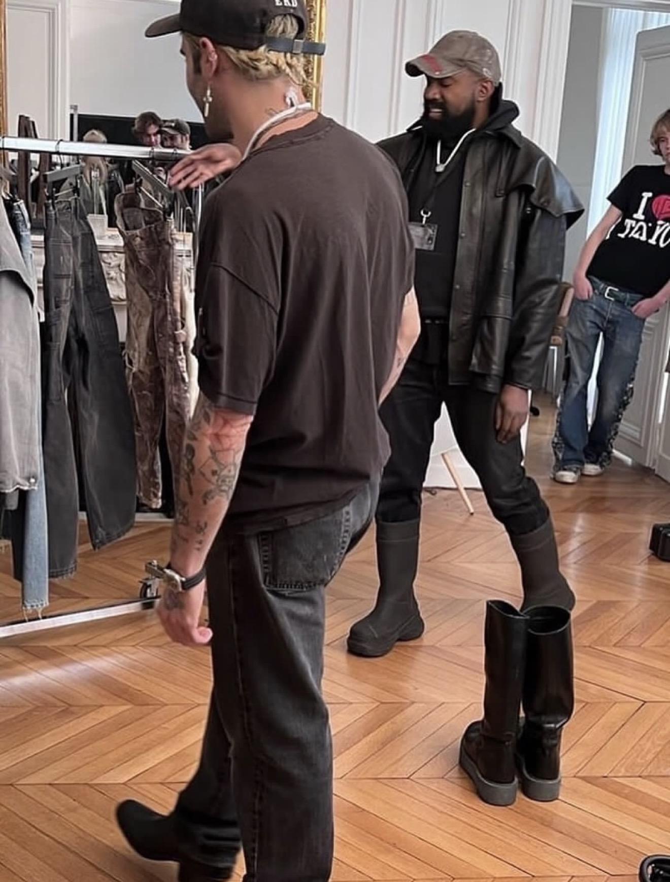 Levy and Ye in a showroom, continued.